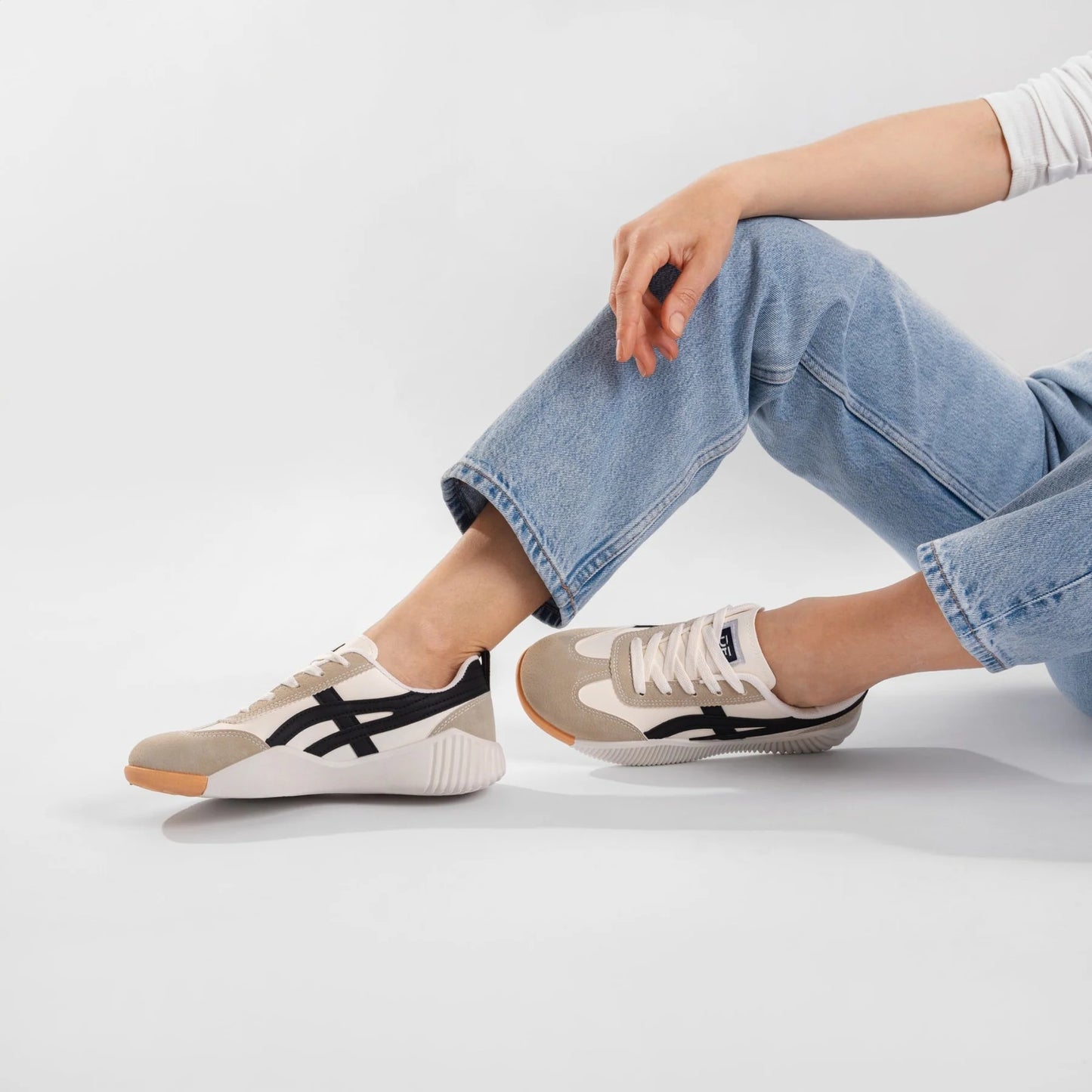 Luna | Everyday Comfort Sneakers