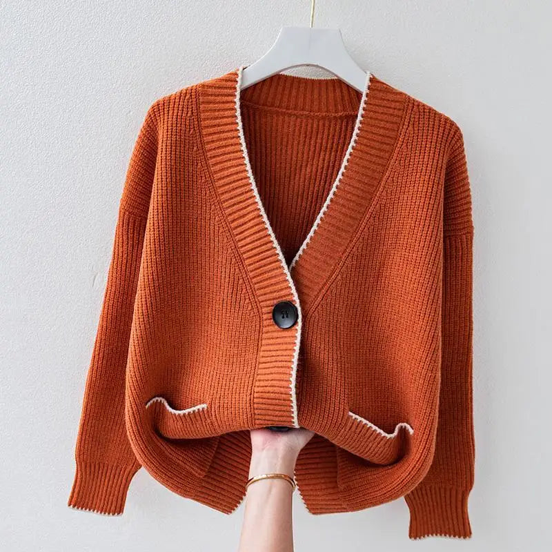 Valeria | Chic Button Cardigan